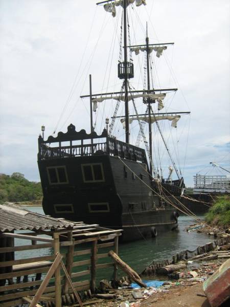 wooden pirate ship big w